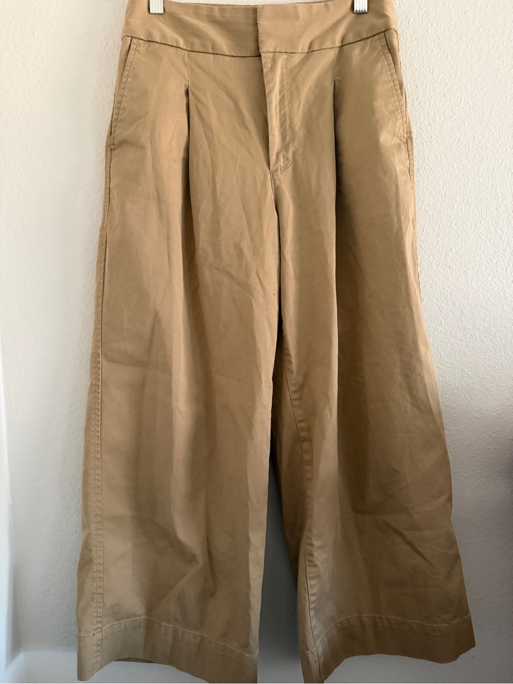 Gap Women’s wide-leg 100% Cotton Trouser Pants Size 4 In Khaki Tan